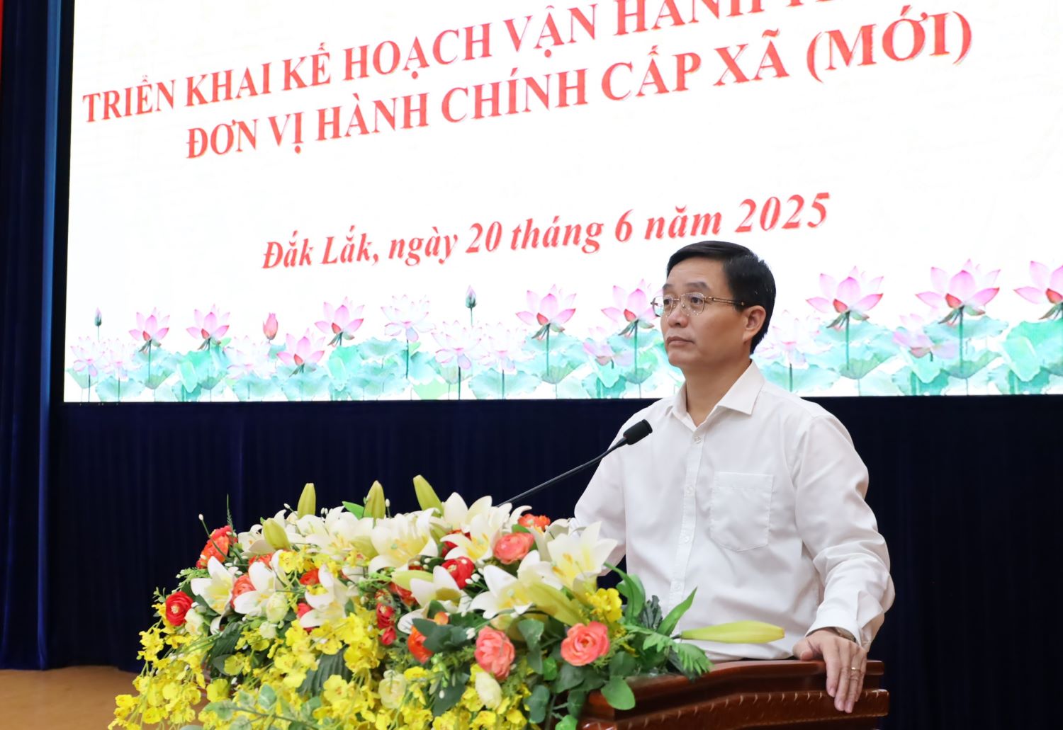 anh 6 bài 9